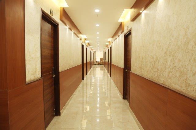 Green Palms Hotel デリー エクステリア 写真