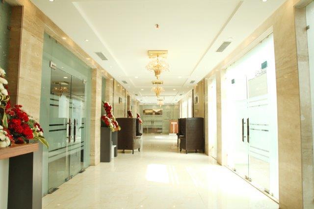 Green Palms Hotel デリー エクステリア 写真